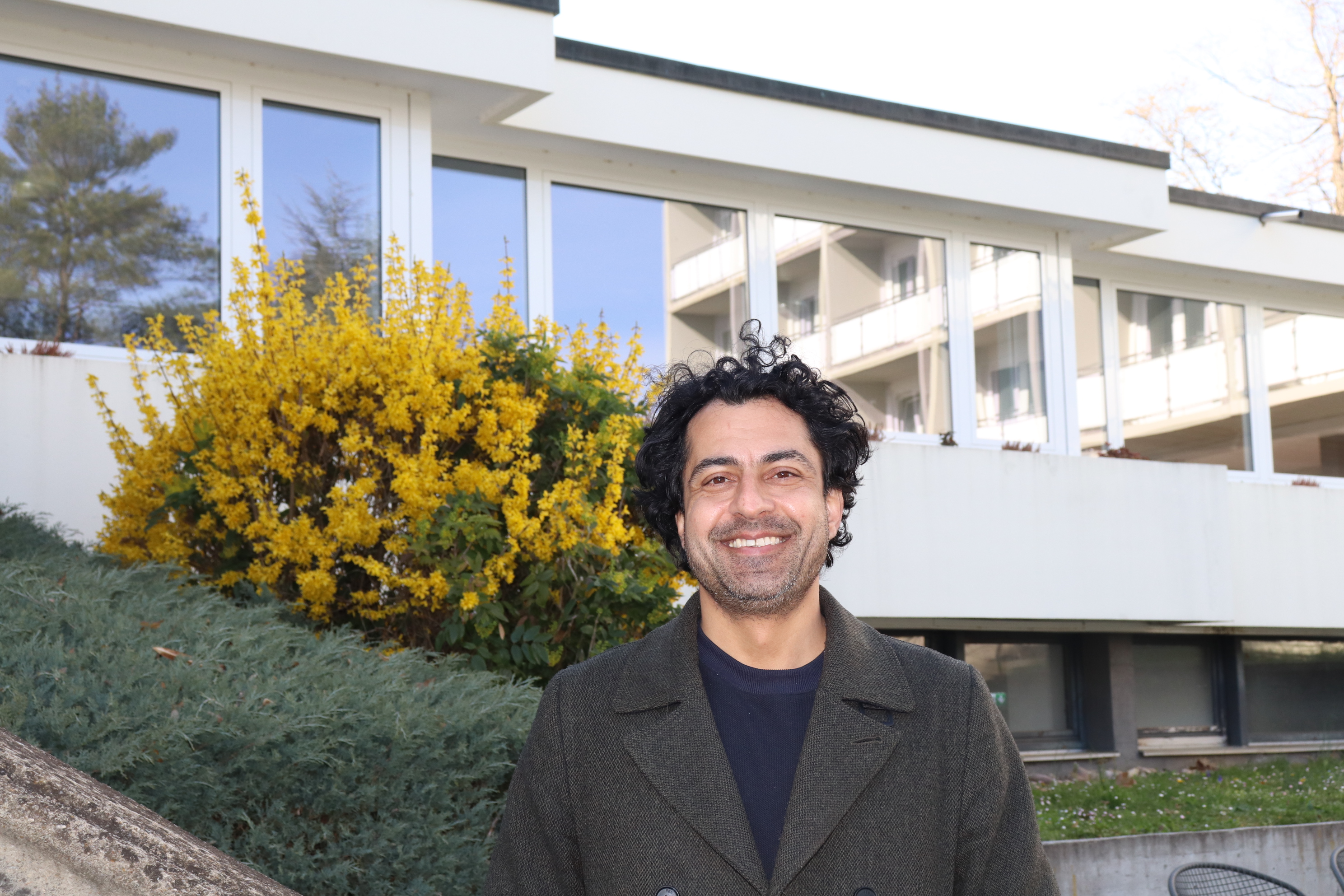 This image shows Ass. Prof. Dr. Amir Raoof
